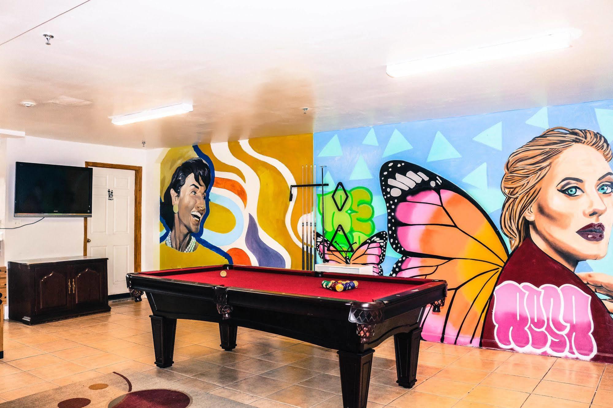 Ny Moore Hostel New York Bagian luar foto